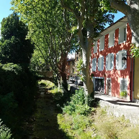 Guest house La Maison Provencale La Roquebrussanne