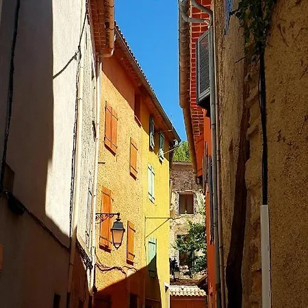La Maison Provencale La Roquebrussanne